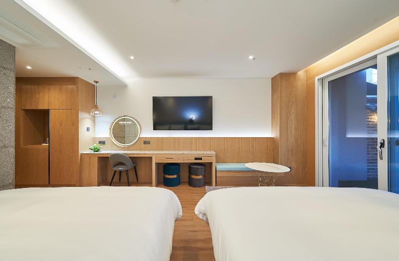 JN Park Hotel image