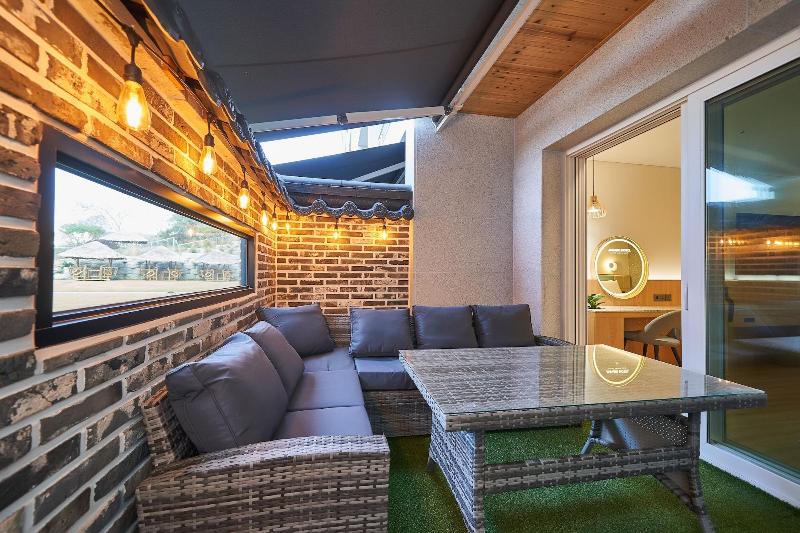 JN Park Hotel image