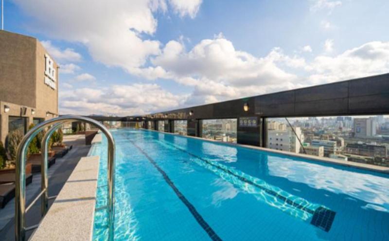 H1 Hotel image