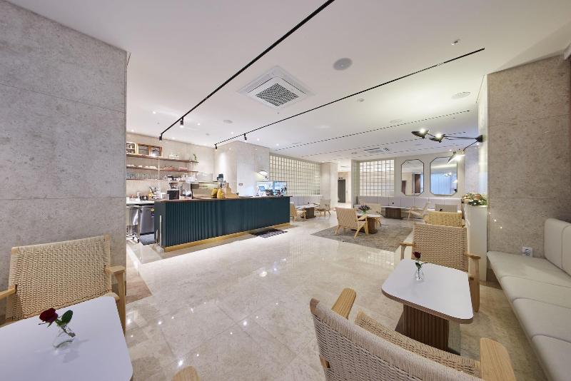 H1 Hotel image