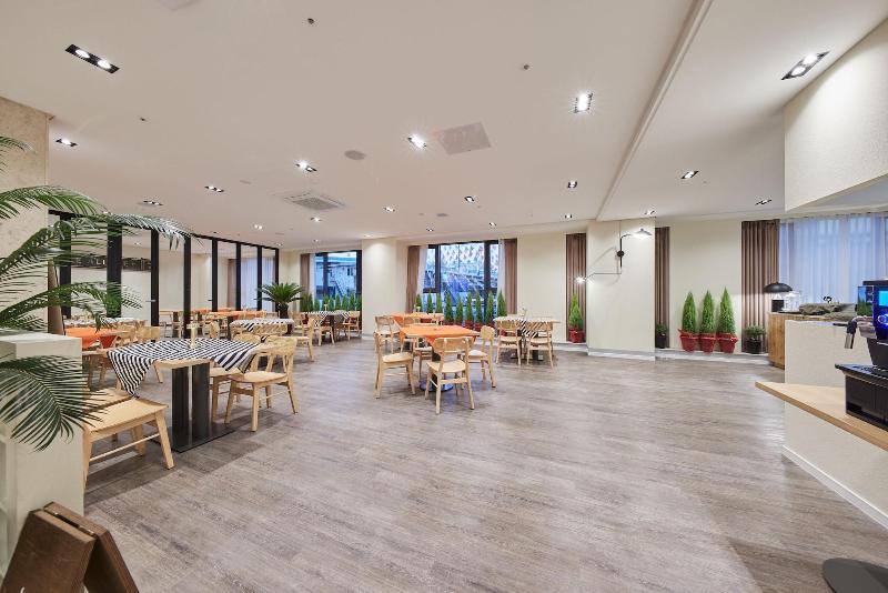 H1 Hotel image