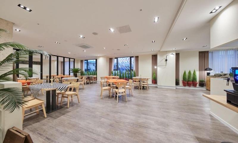 H1 Hotel image