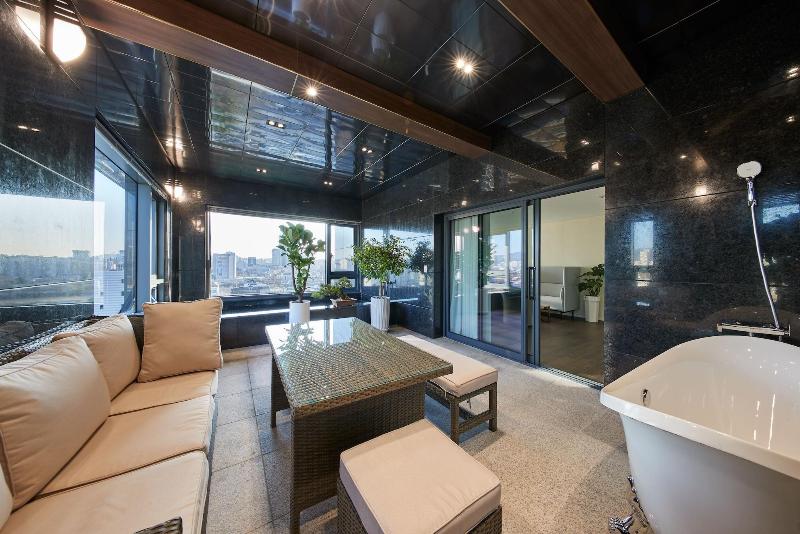 H1 Hotel image
