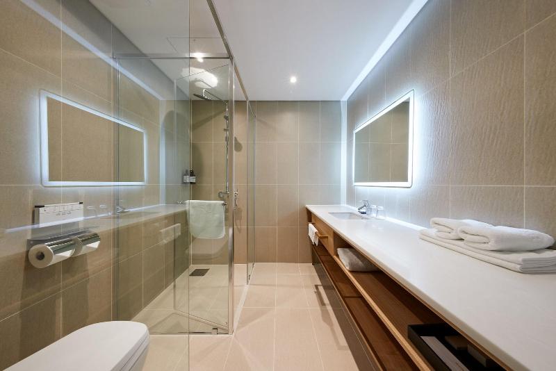 H1 Hotel image