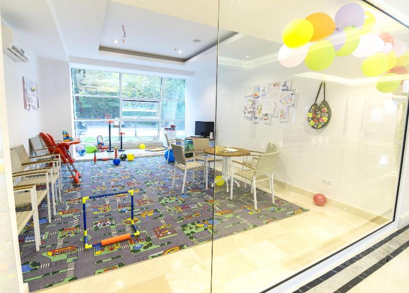 Hotel Izgrev Spa & Aqua Park image