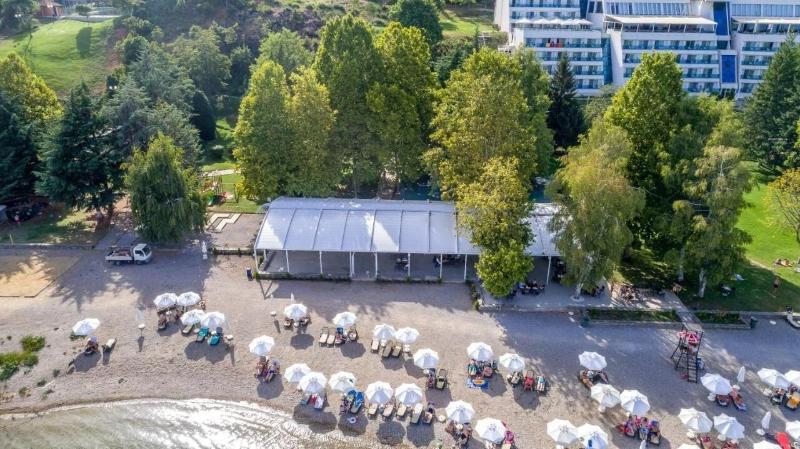 Hotel Izgrev Spa & Aqua Park image