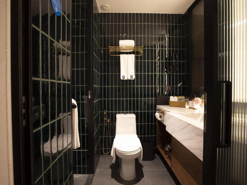 The LUMA Hotel image