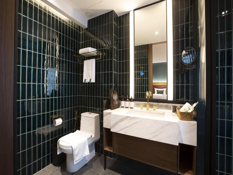 The LUMA Hotel image