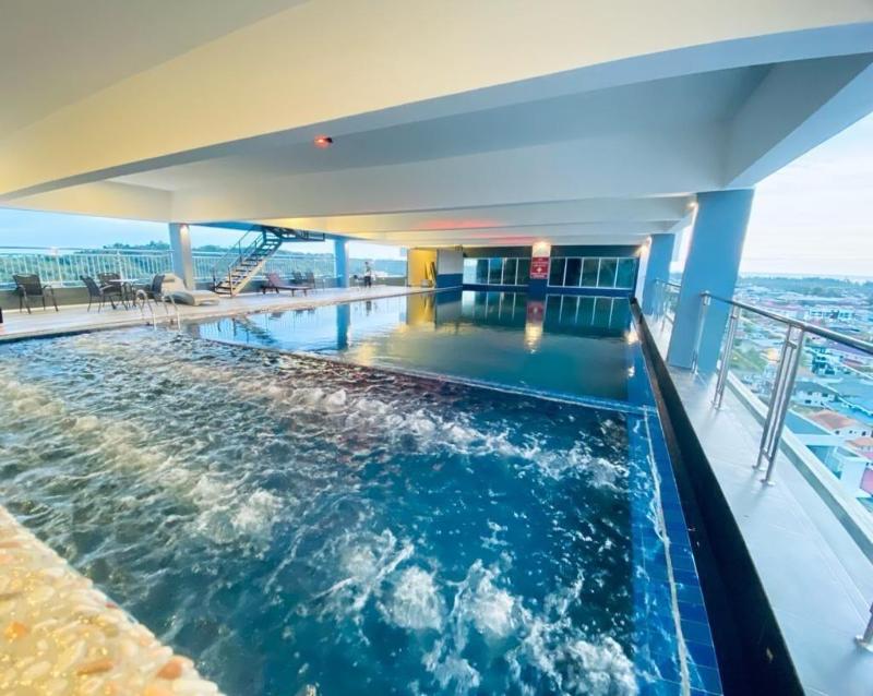 Stirling Suites