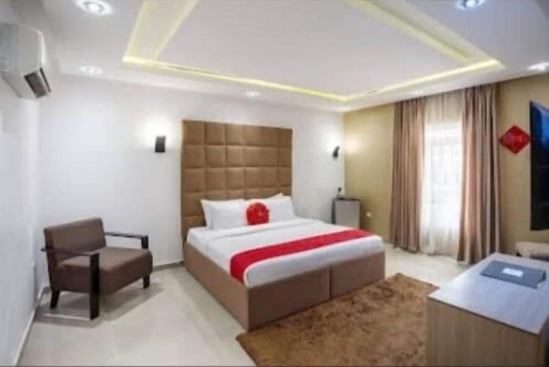 Zen Apartments image