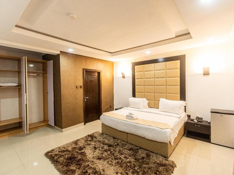 Zen Apartments image