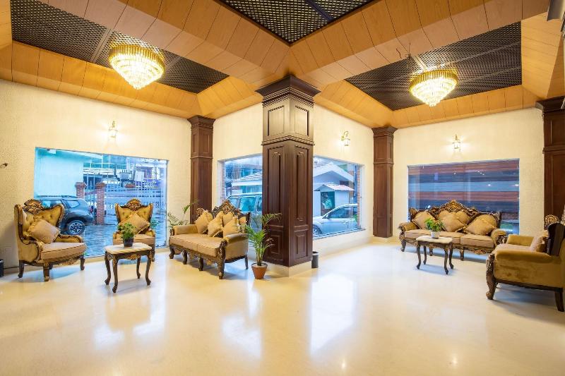 Lobby & Reception