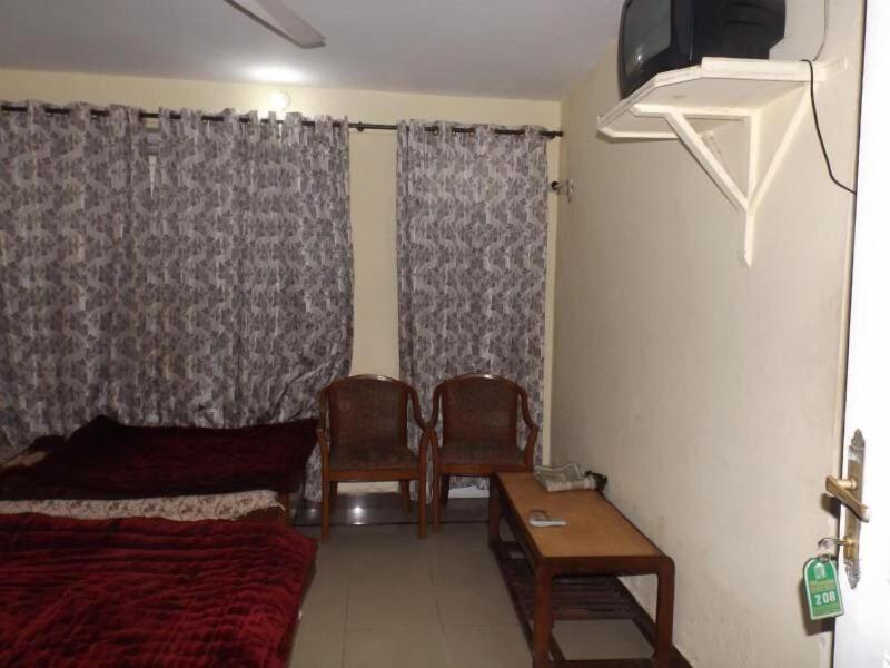 Mountain Tower Hotel image