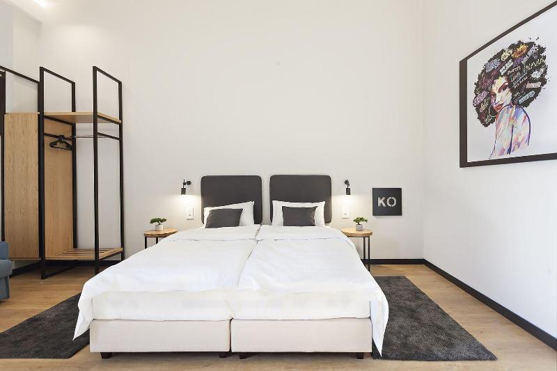 Kombinat Rooms City Center image