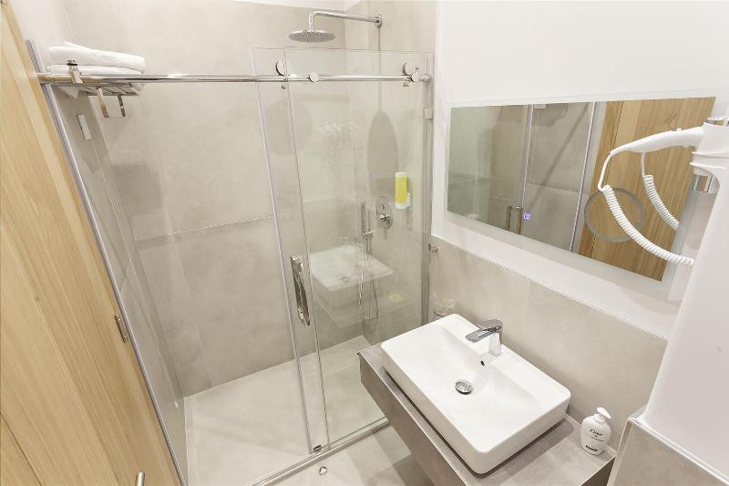 Kombinat Rooms City Center image