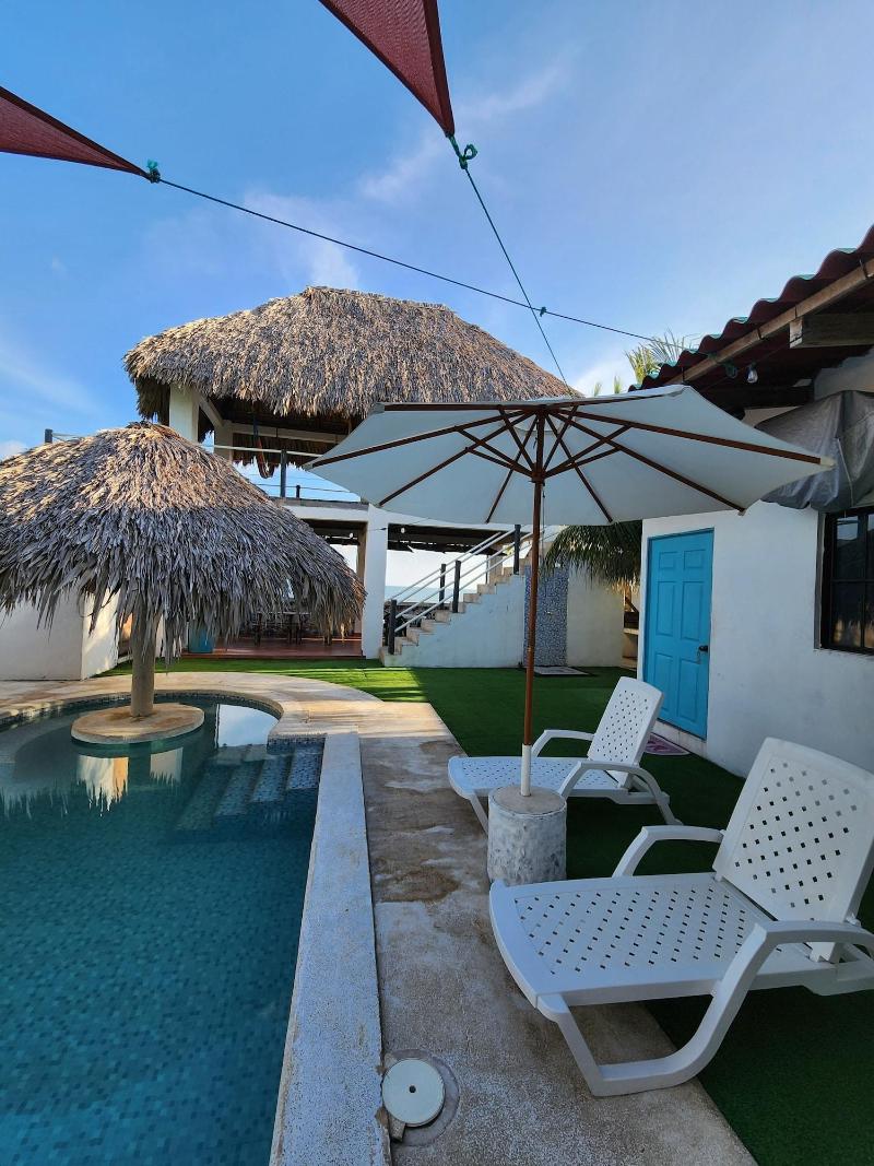 Aqua Vista Beach House image