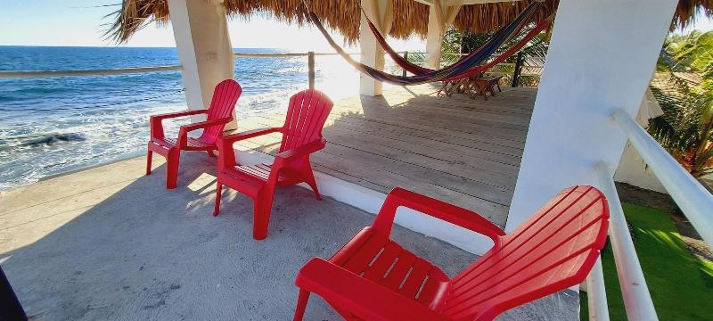 Aqua Vista Beach House image
