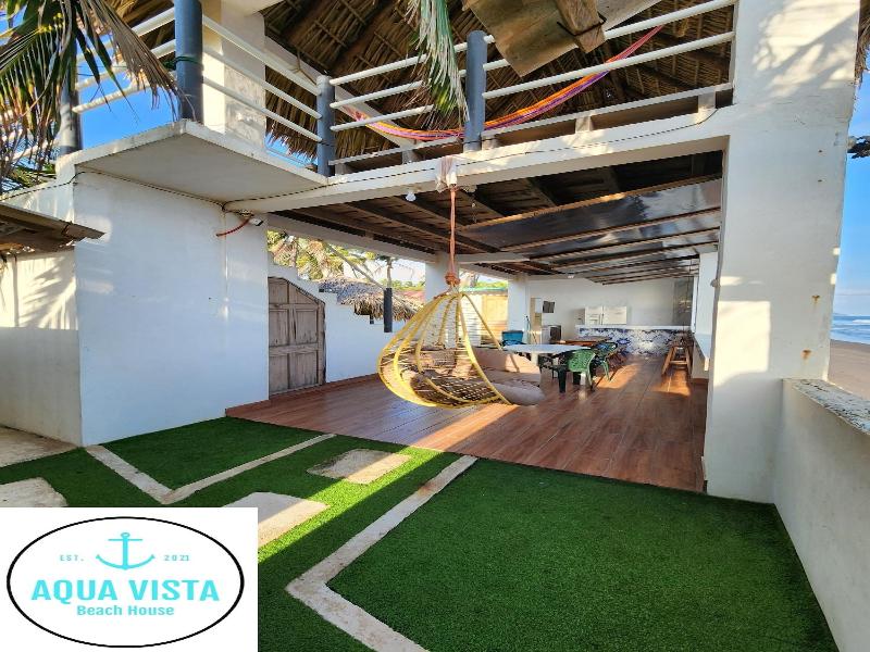 Aqua Vista Beach House image