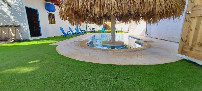 Aqua Vista Beach House image