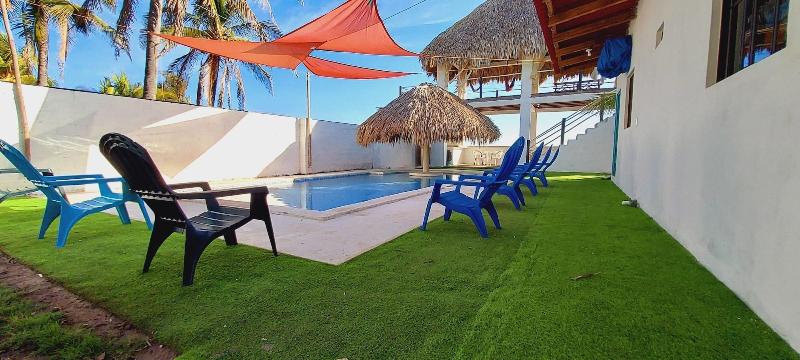 Aqua Vista Beach House image