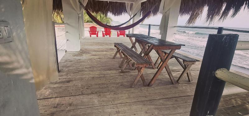 Aqua Vista Beach House image