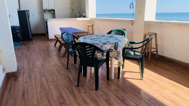 Aqua Vista Beach House image