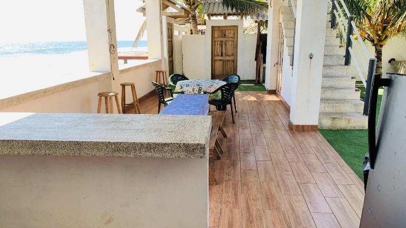Aqua Vista Beach House image
