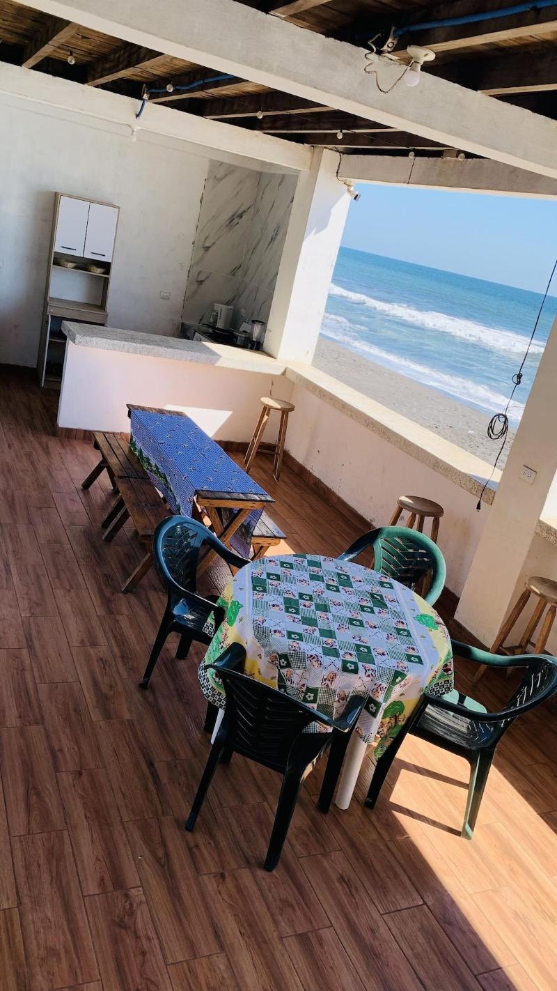 Aqua Vista Beach House image