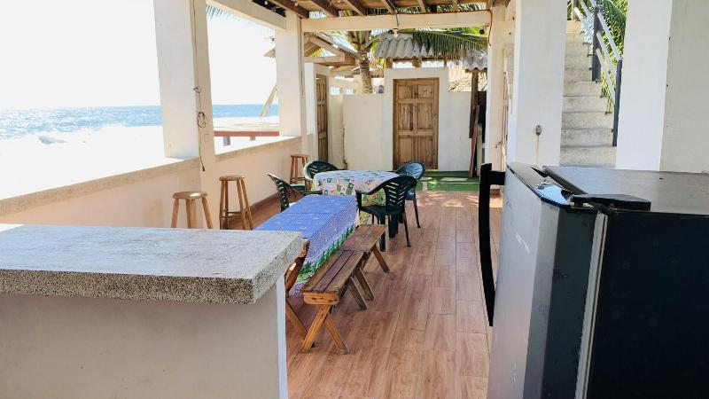 Aqua Vista Beach House image