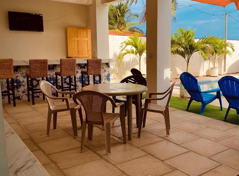 Aqua Vista Beach House image