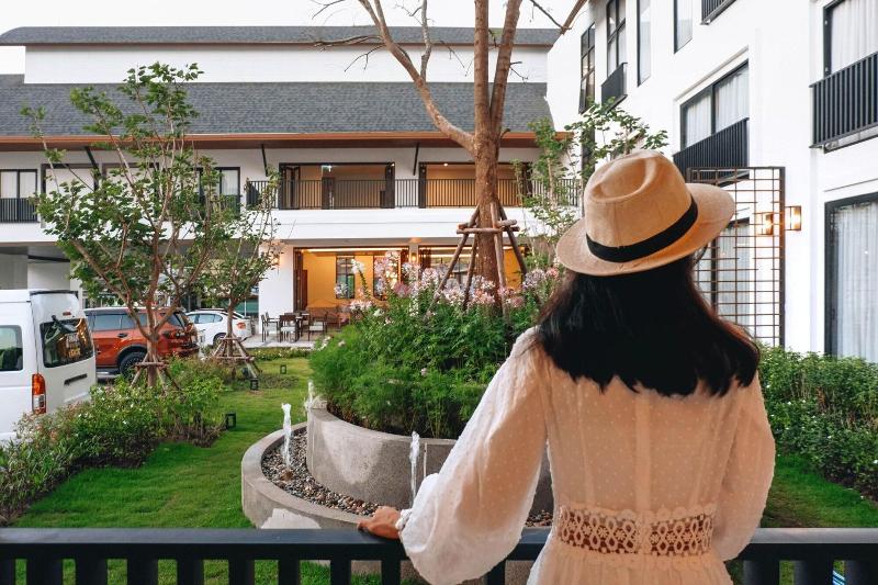 Emmaline Hotel Nan image