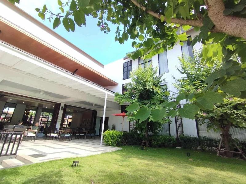 Emmaline Hotel Nan image