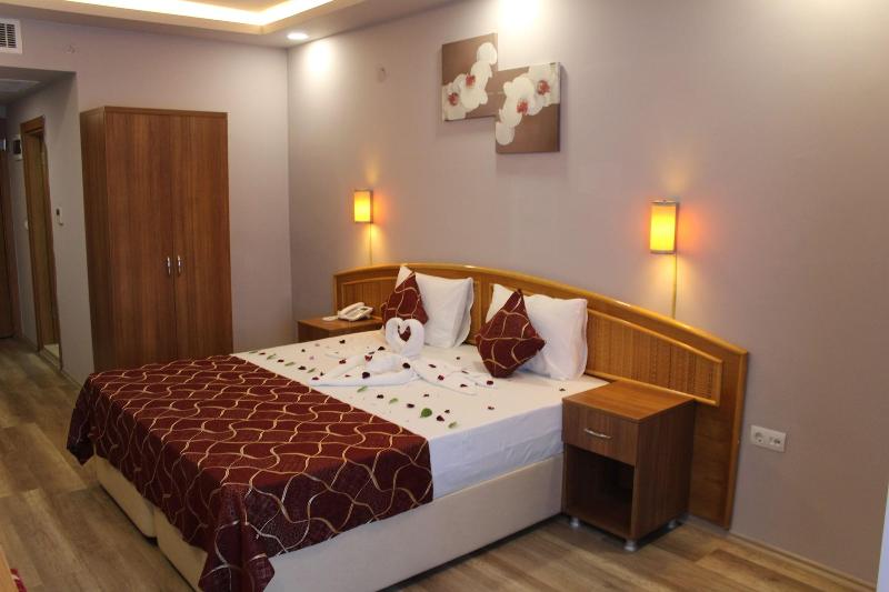 Pointbreak Hotel image