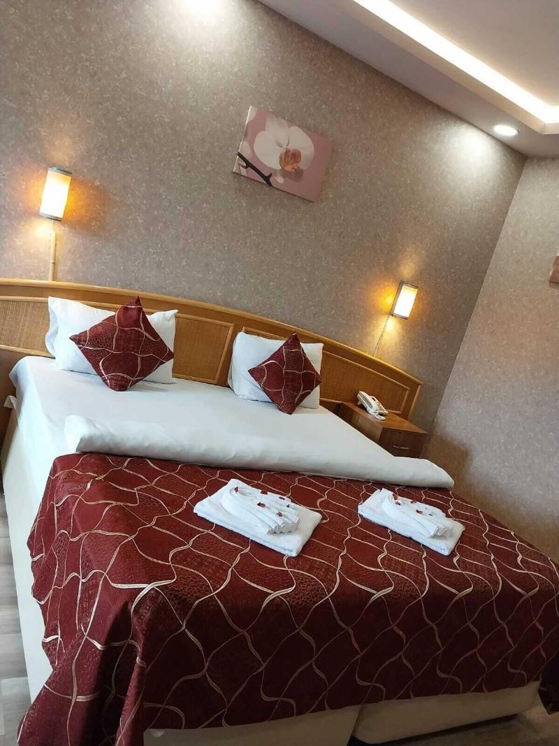 Pointbreak Hotel image
