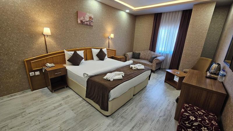 Pointbreak Hotel image