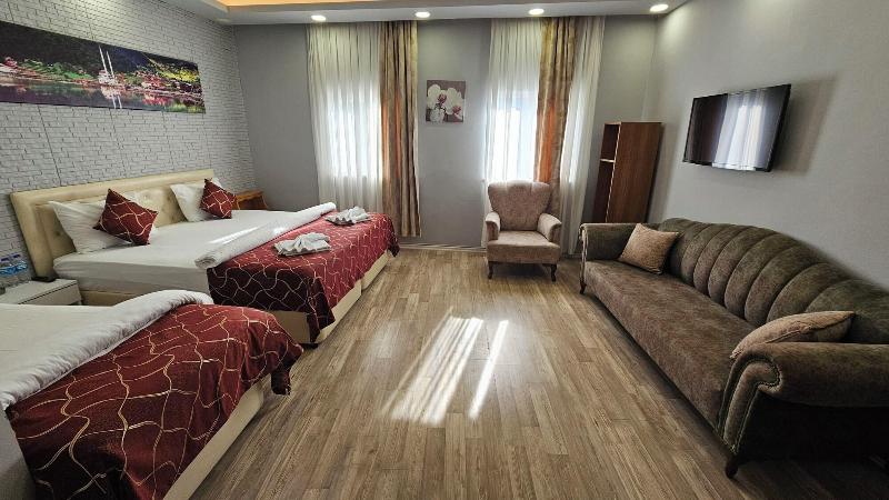 Pointbreak Hotel image