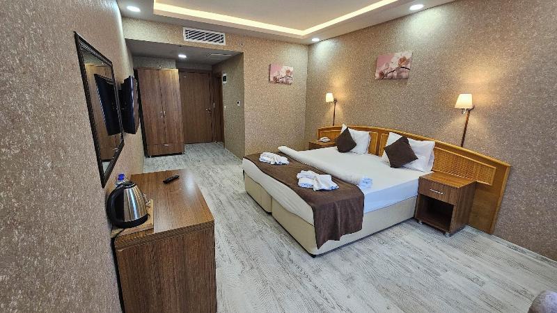 Pointbreak Hotel image