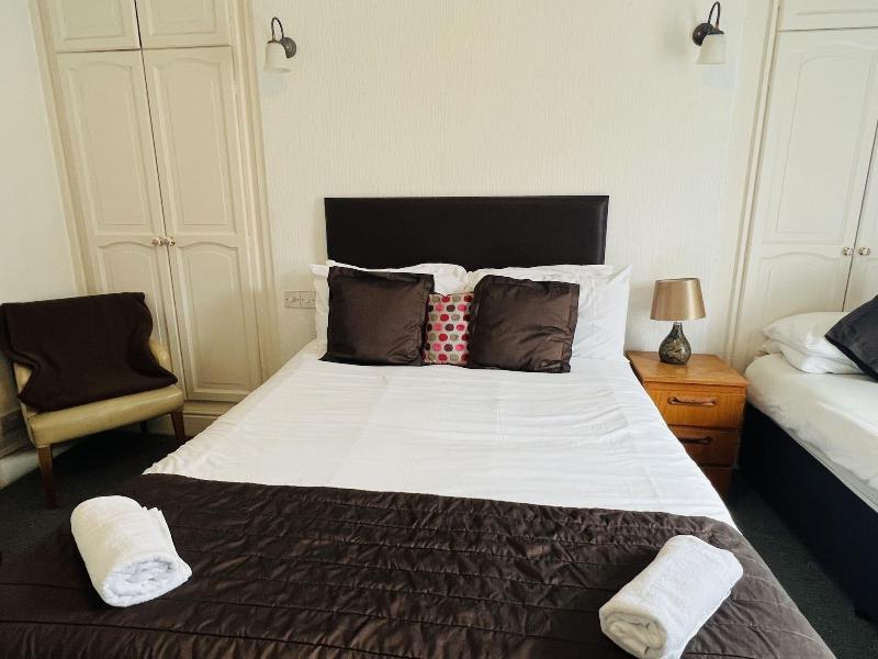The Roadhouse Hotel image