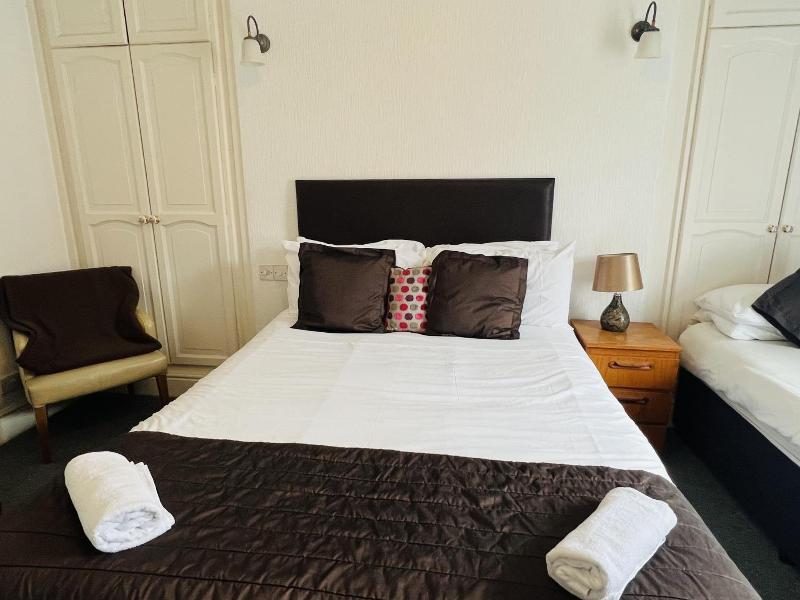 The Roadhouse Hotel image