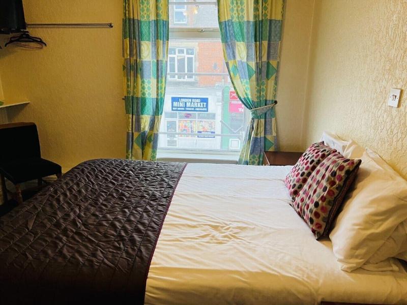 The Roadhouse Hotel image