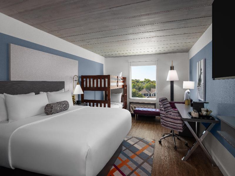 Voco College Station Aggieland By IHG image