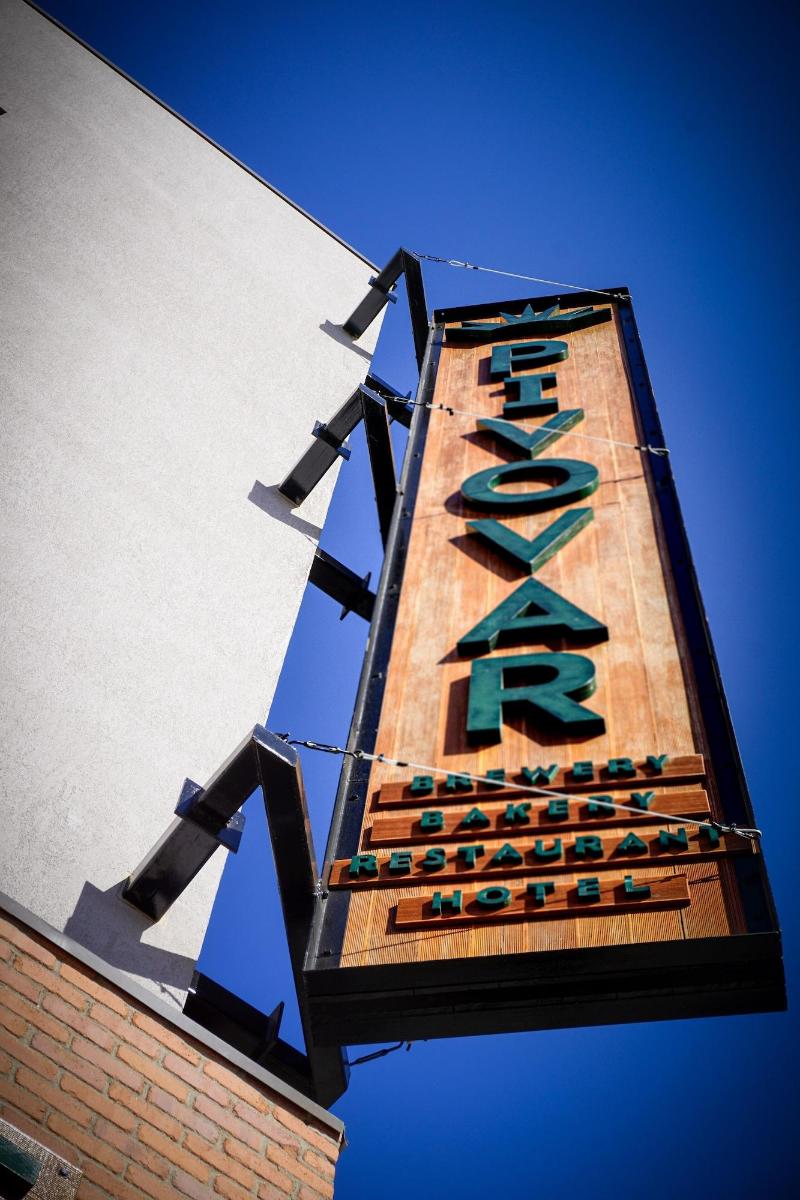 Pivovar Hotel, Waco