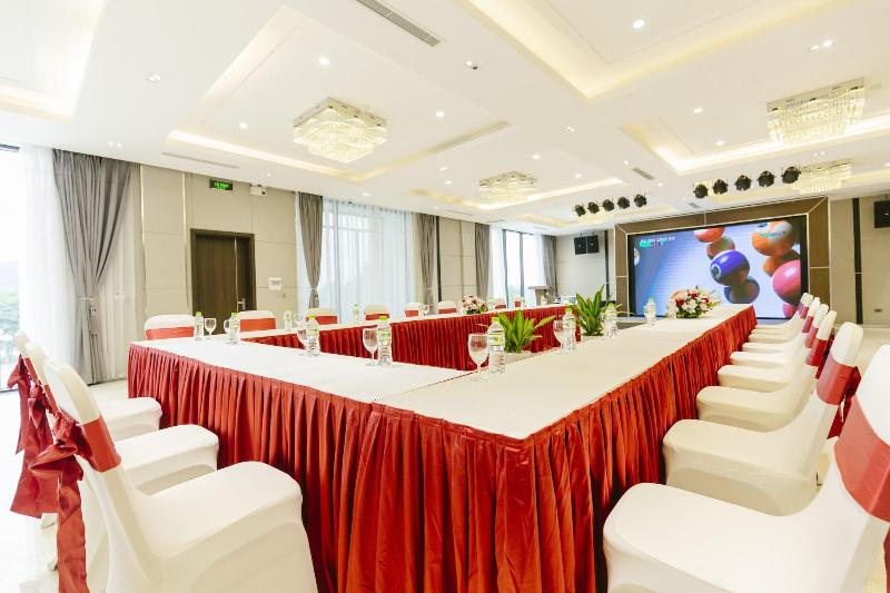 Songlam Waterfront Hotel