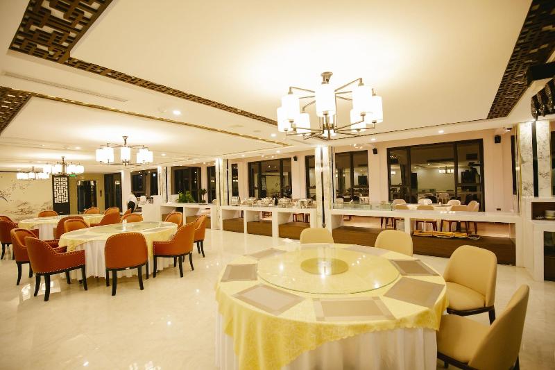 Songlam Waterfront Hotel