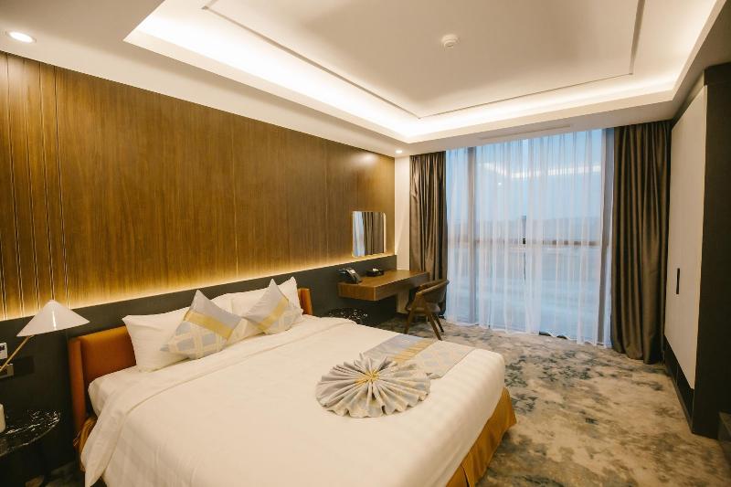 Songlam Waterfront Hotel 4