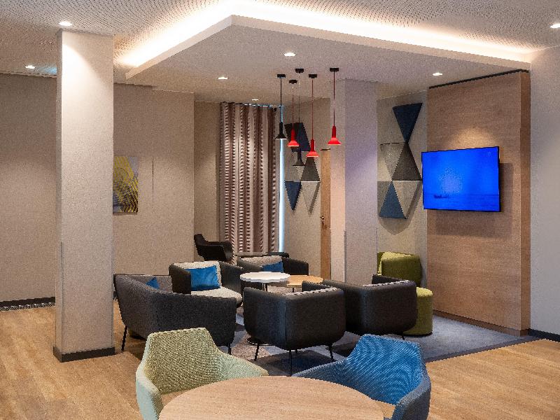 Holiday Inn Express Munich North image