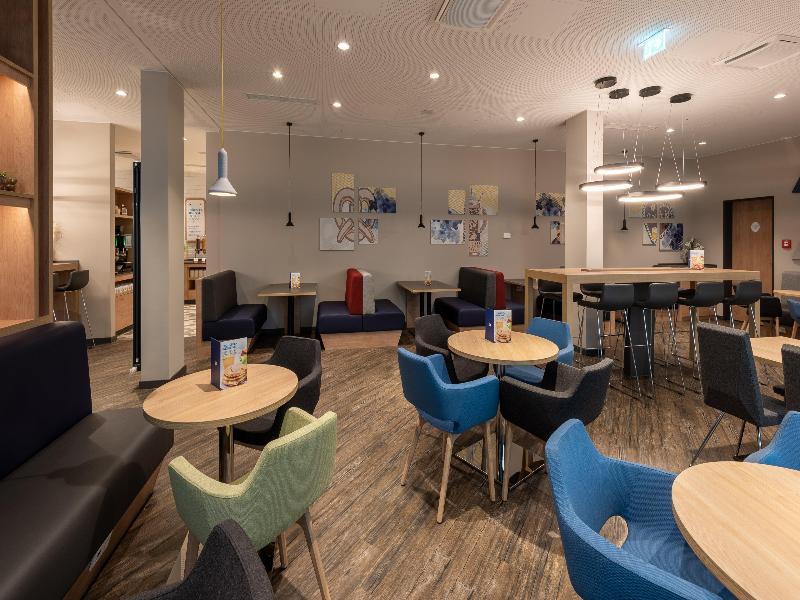 Holiday Inn Express Munich North image