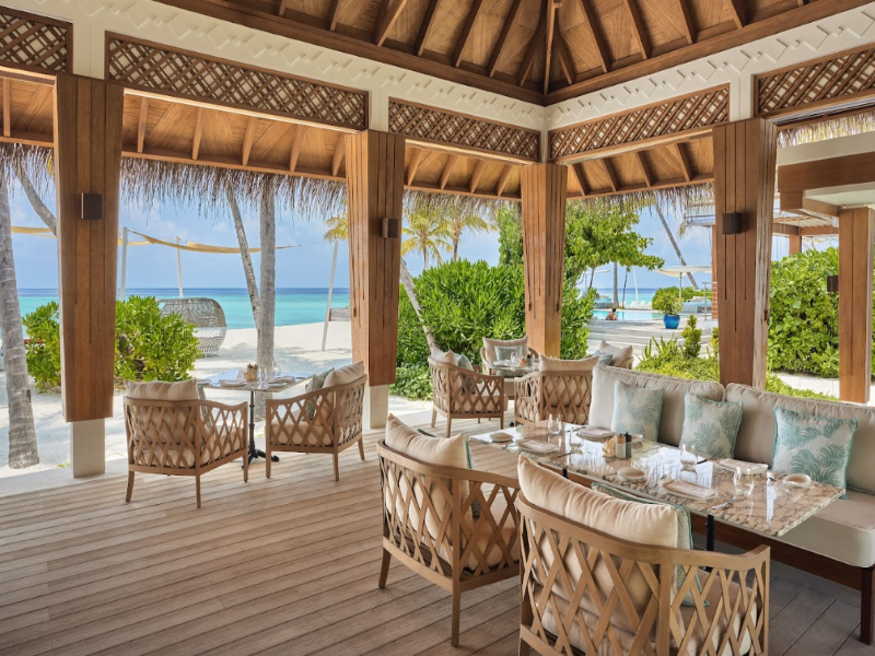Jumeirah Olhahali Island Maldives image