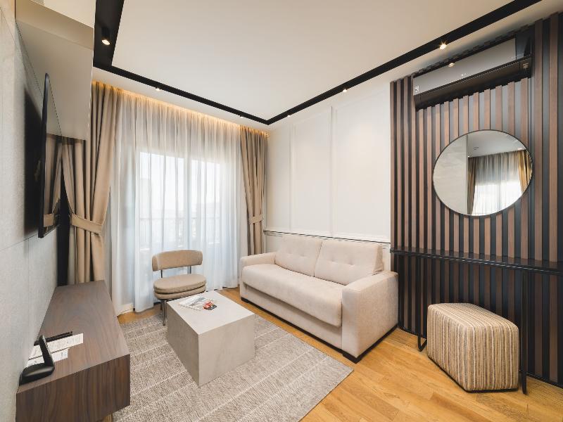 Signum Hotel image