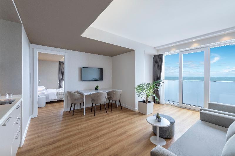 Alliance Palace Batumi image